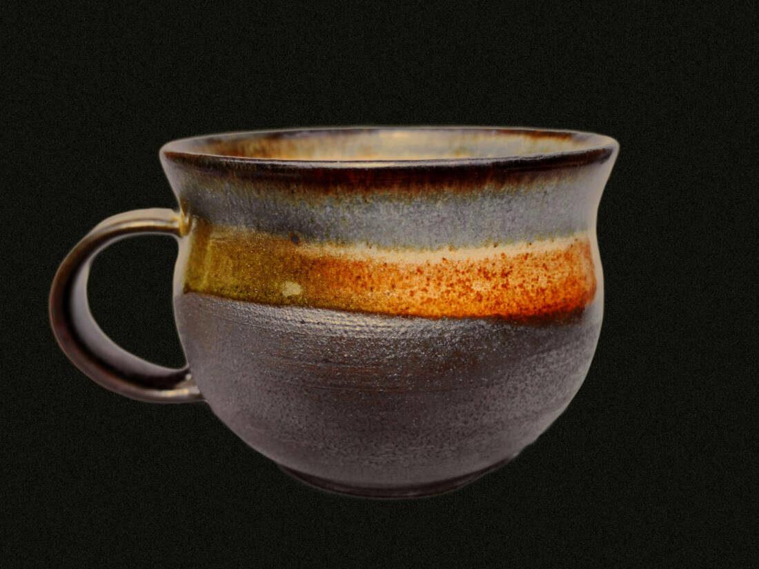 Schwarzton-Tasse, eigene Glasuren aus dem Holzofenbrand, 2024