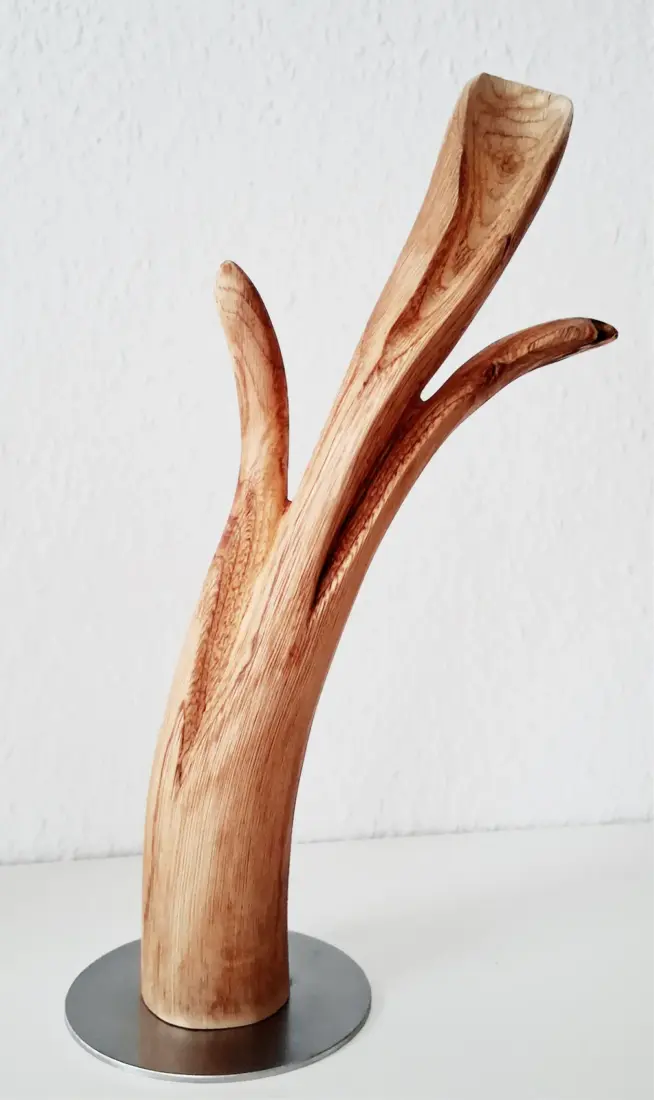 standhaft, Esskastanie, Edelmetall, 2026, H 26 cm